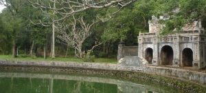 hue motorbike tour in vietnam