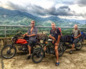 hue to phong nha motorbike