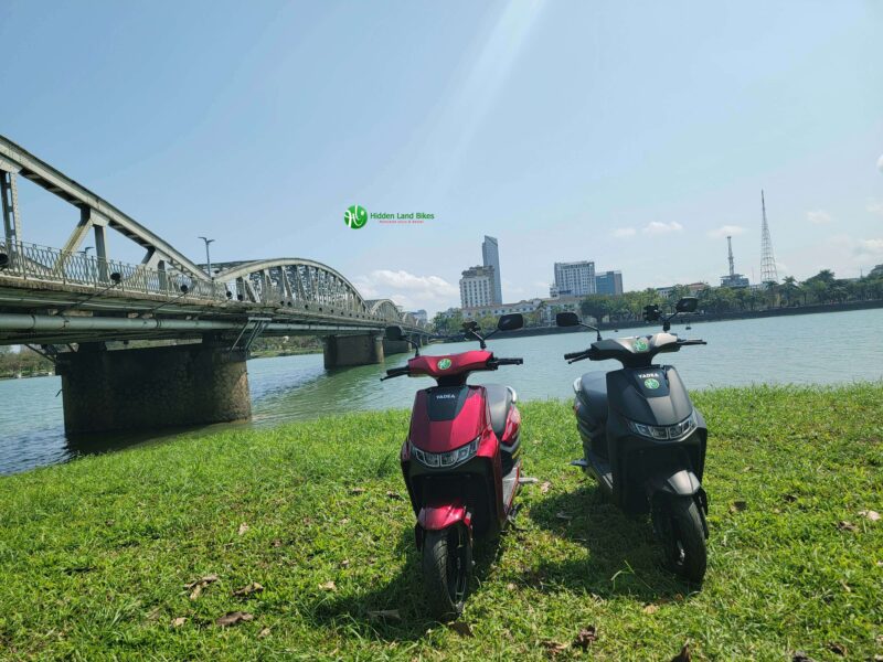 Rent 50cc bike in Hue (12)