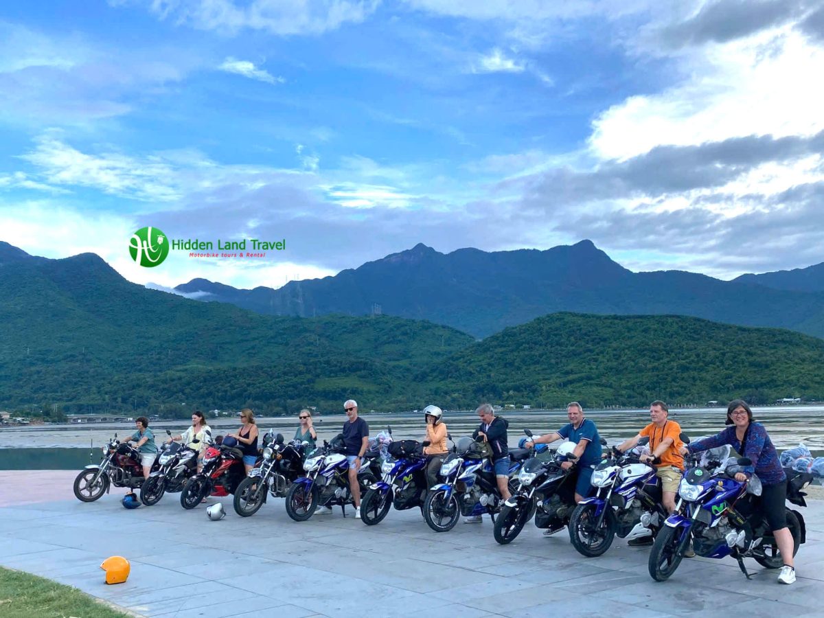 vietnam motorbike rental (96) vietnam motorbike rental (96)