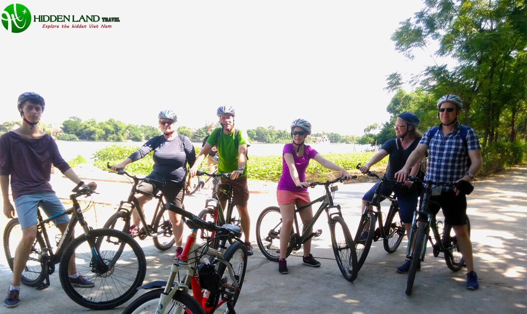 hue-cycling-tour-vietnam-22-1